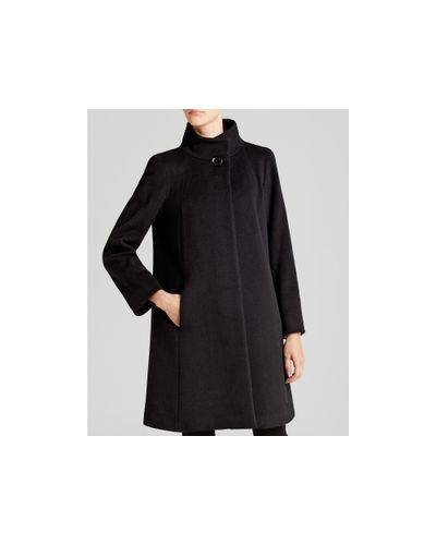 a line black coat
