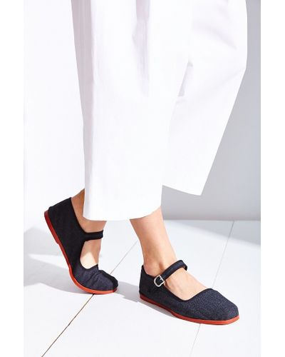 urban outfitters mary jane shoes