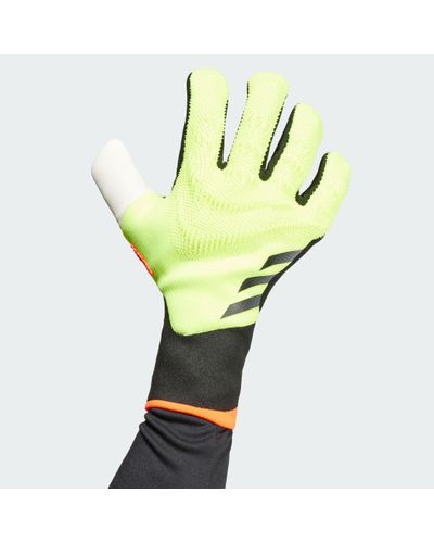 adidas Predator Pro Promo Fingersave Goalkeeper Gloves - Yellow