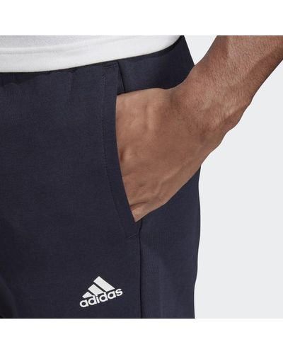 must have 3 stripes tapered pants