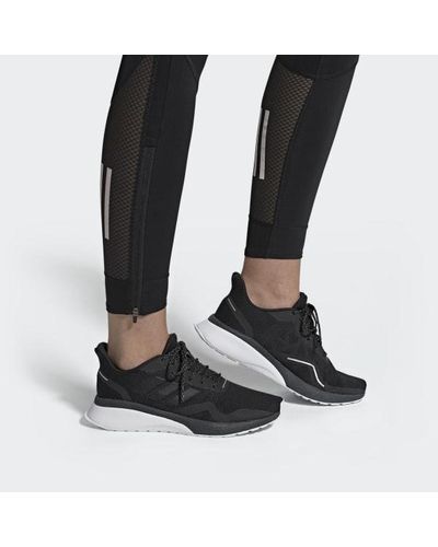 tênis adidas novafvse x