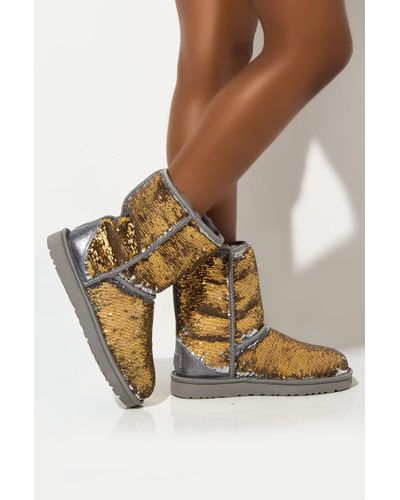 sparkly gold uggs