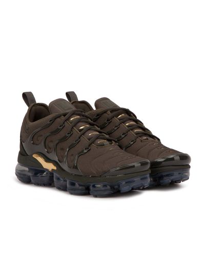 olive green nike vapor max