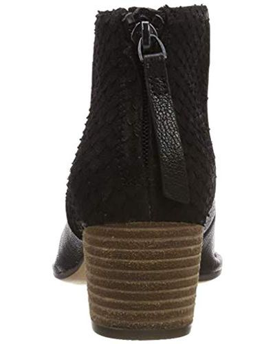 clarks spiced ruby ankle boot