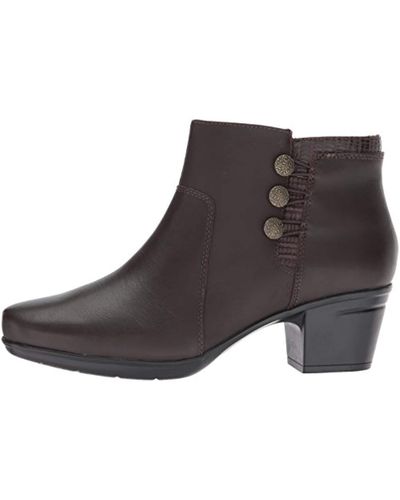clarks emslie monet boot