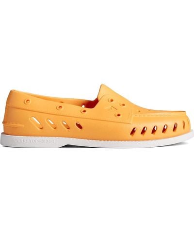 sperry float boat shoes