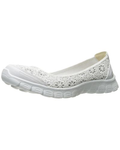 skechers ez flex white