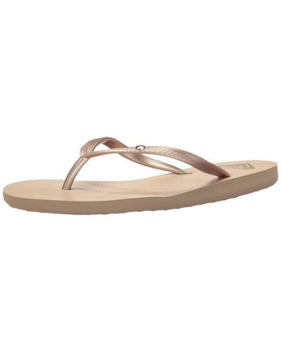 Roxy Bermuda Flip-flop Sandal in Gold Cream (Natural) - Lyst