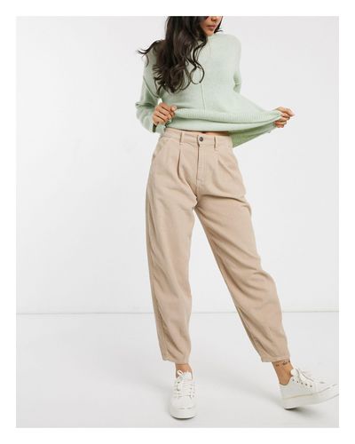 PantaloniStradivarius in Velluto a coste di colore Neutro | Lyst