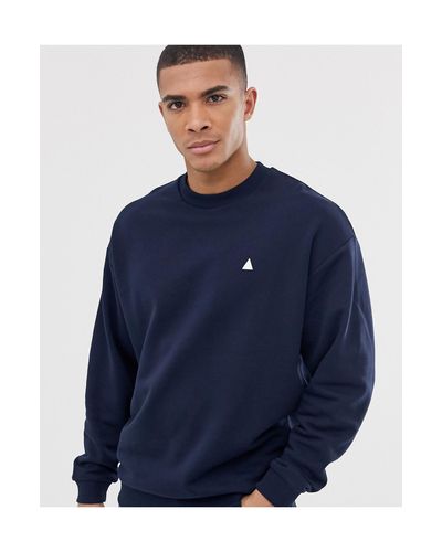 oversized navy sweatshirt