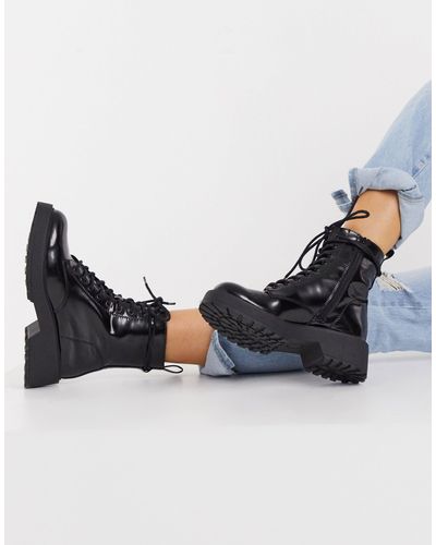 Anfibi stringati neri con suola spessa di Pull\u0026Bear in Nero | Lyst