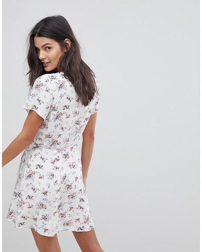 Abercrombie \u0026 Fitch Floral Wrap Dress in White | Lyst