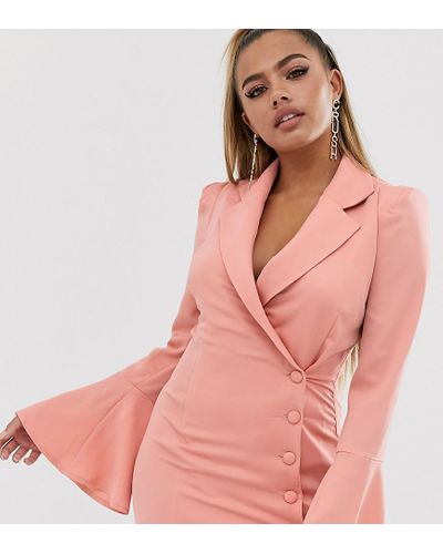 Vestito stile blazer con maniche svasate e bottoni rosa -PrettyLittleThing  in Materiale sintetico di colore Rosa | Lyst
