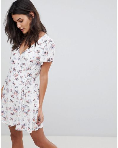 Abercrombie \u0026 Fitch Floral Wrap Dress in White | Lyst Canada