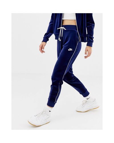 nike velvet sweatsuit