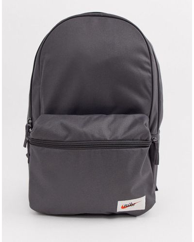 nike heritage backpack grey