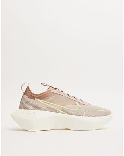 beige nike vista lite