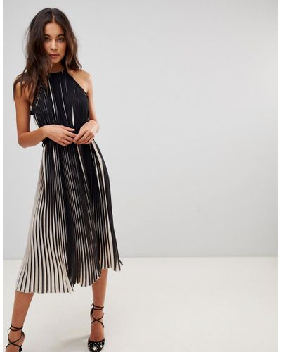 Little Mistress High Neck All Over Pleated Midi Dress in Black - Lyst