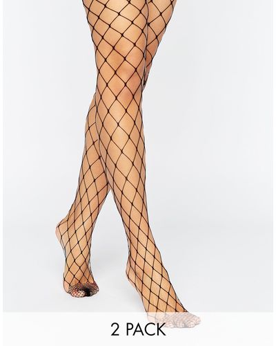 oversized fishnet tights