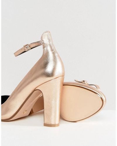 dune block heels