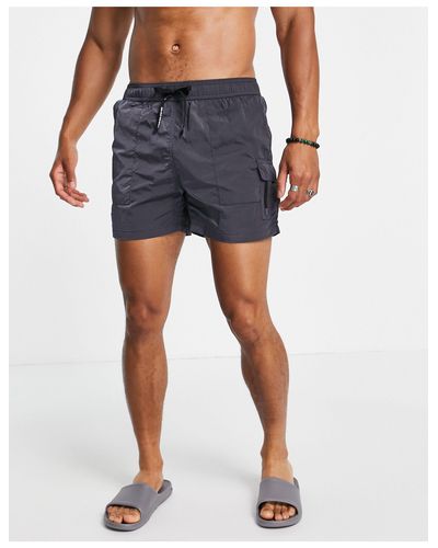 Pantaloncini Bershka: I migliori prezzi e modelli 2022 su Stylight