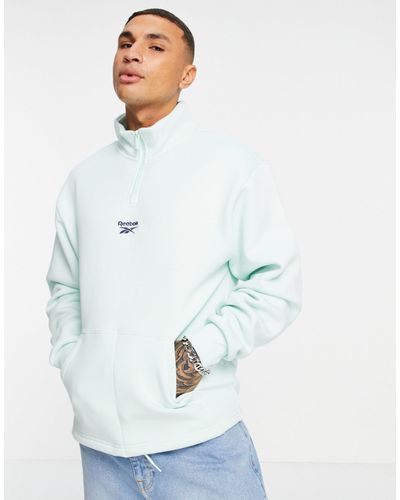 sweat reebok classic