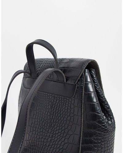 cuyana croc backpack