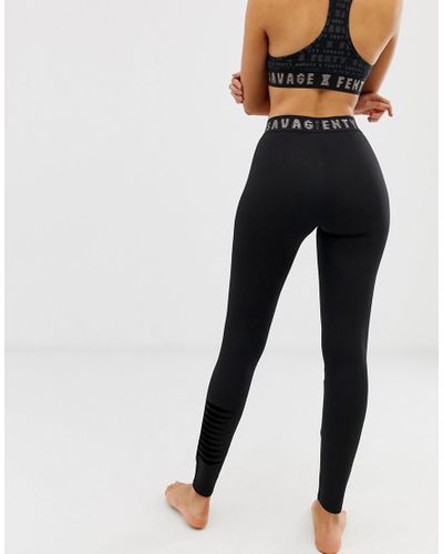 Savage X Fenty Synthetisch Legging Met Logo In Het Zwart Lyst