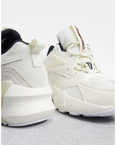Reebok Aztrek Double Trainers in White 