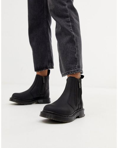 Botines Chelsea planos antideslizantes de cuero negro Alyson 2976 Dr.  Martens de Cuero de color Negro | Lyst