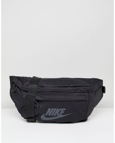 Nike Tech Large Fanny Pack in Black for Men - Lyst