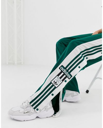 Adicolor Adibreak - Pantaloni verdi con bottoni a pressioneadidas Originals  in Materiale sintetico di colore Verde | Lyst