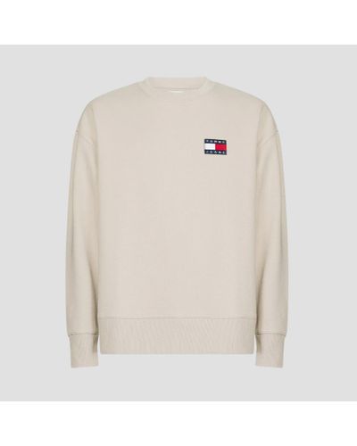 Tommy Hilfiger Denim Tommy Jeans Badge Crew Sweatshirt - Soft Beige in  Natural for Men | Lyst
