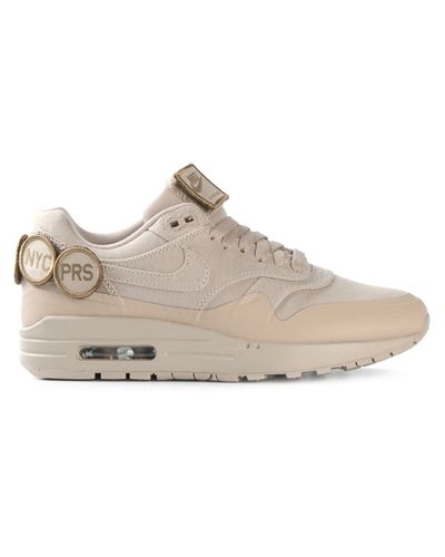 nike nude air
