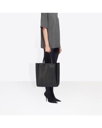 Balenciaga everyday m leather tote Clearance