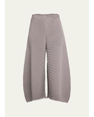 Issey Miyake Gleam Pleats Textured Crop Pants - Gray