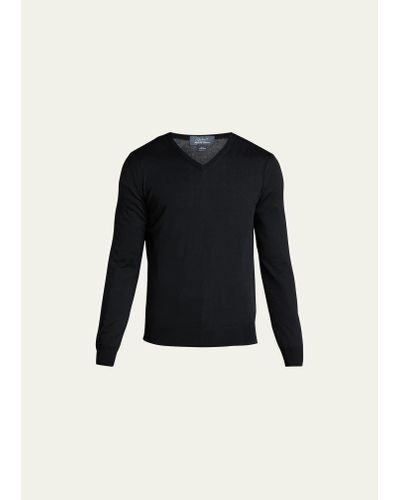 Bergdorf Goodman Solid Cashmere V-neck Sweater - Black