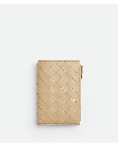 Bottega Veneta Medium Intrecciato Bi-Fold Zip Wallet - Natural