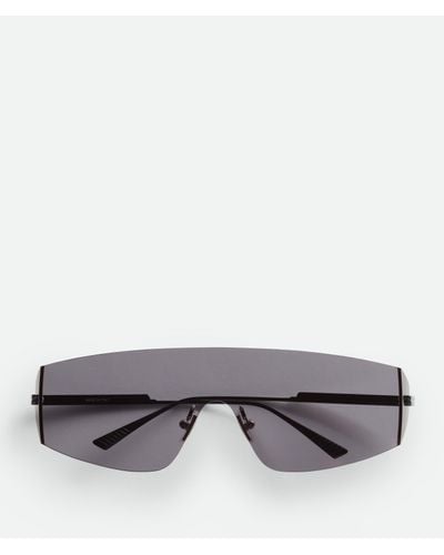Bottega Veneta Futuristic Shield Sonnenbrille - Grau