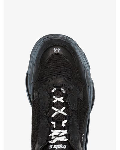 balenciaga distressed triple s