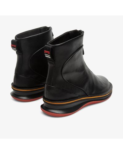 camper rolling boots