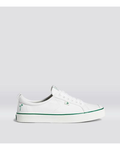 cariuma white canvas