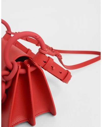 chunky chain link shoulder bolsa charles and keith