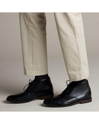 clarks glide chukka
