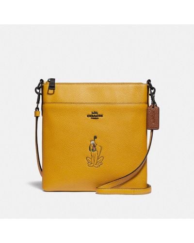coach pluto wallet