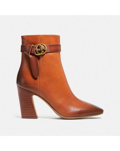coach teri bootie