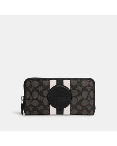coach long wallet black