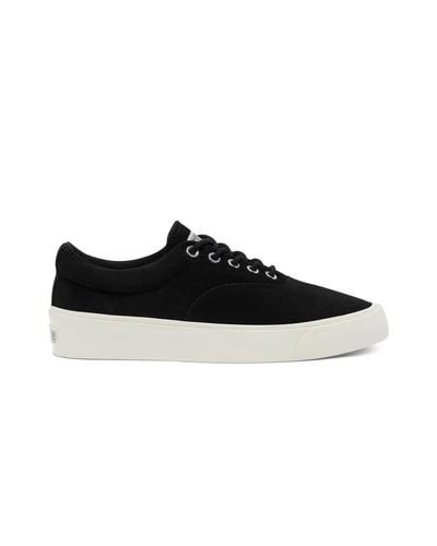 cons nubuck skidgrip low top