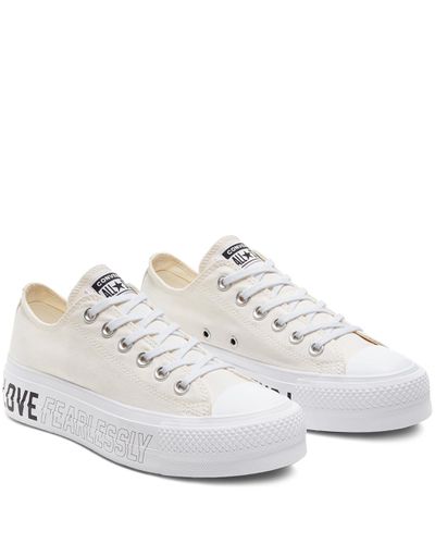 converse chuck taylor all star hi love fearlessly heart trainers