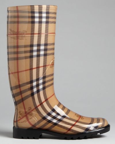 Burberry Rain Boots Haymarket Check Plaid in Natural - Lyst